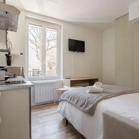 Apartment Studio Equipe Boulevard Stalingrad -2 Personnes